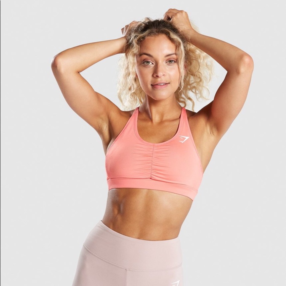 Gymshark Ease Sports Bra - Peach Coral